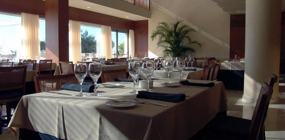 Hotel Colon Thalasso Termal Caldes D'Estrach Restoran gambar